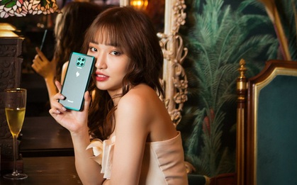 Hoa Nhật Huỳnh tung bộ ảnh sexy khác lạ trước thềm năm mới