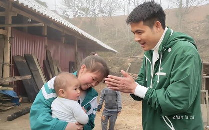 Theo chân Chan La Cà và nghe anh kể về những khoảnh khắc cuộc sống cùng người dân tại Sa Pa