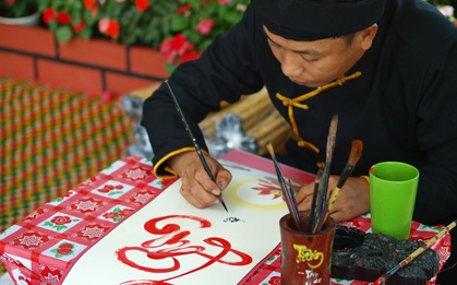 Xin chữ cầu may, học gói bánh chưng, dự lễ cầu phúc… và những trải nghiệm Tết khó quên tại FLC Hotels & Resorts