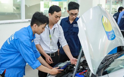 “Bí kíp” học ngành Công nghệ kỹ thuật ô tô: Bản lĩnh hơn từ hệ thống thực hành chuyên nghiệp