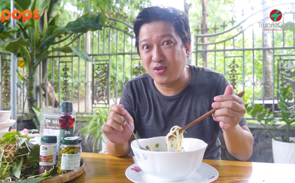 Bắt trend “Chị bún bò", Trường Giang vào bếp chỉ dẫn cách nấu bún bò Huế siêu ngon