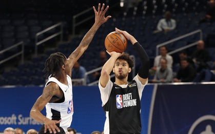 Johnny Juzang tiếp tục đồng hành cùng đồng đội UCLA Bruins và nỗ lực thực hiện ước mơ NBA vào năm sau