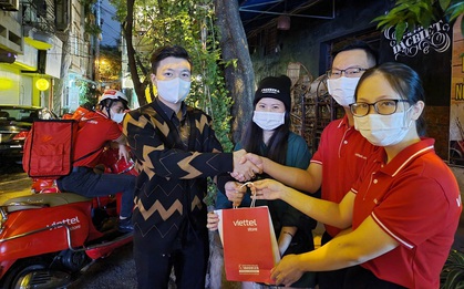Viettel Store mở bán iPhone 13 từ 0h 22/10, giao máy xuyên đêm cho khách hàng