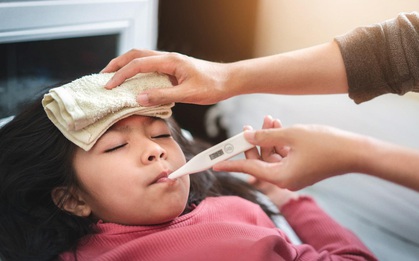 Phân biệt triệu chứng Covid-19 với các bệnh theo mùa giúp mẹ chăm sóc con khỏe mạnh