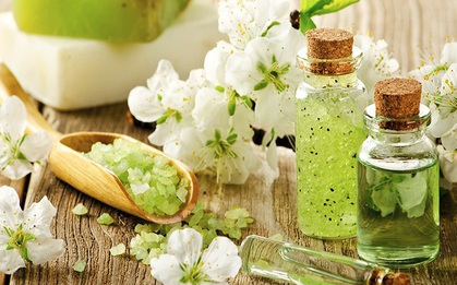 Mách bạn cách "nghỉ chơi" với làn da dầu, da mụn đặc trưng của các cô gái châu Á
