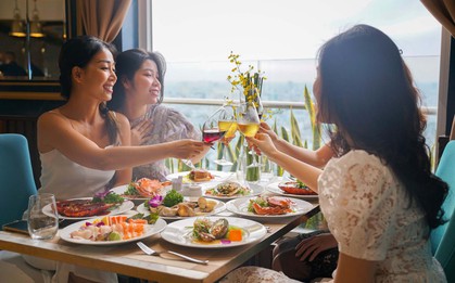 Nhà hàng buffet hải sản “sang xịn” ở Sài Gòn - tôm hùm, bào ngư, gan ngỗng, cua ghẹ và hải sản cao cấp