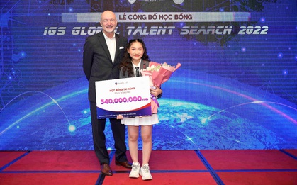 Ca sĩ nhí Đồng Hiền Trang Anh nhận học bổng toàn phần từ Ivy Global School