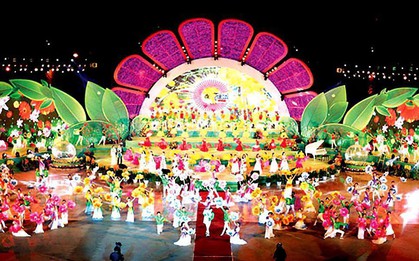 Trải nghiệm vang non tươi tại hầm vang Đà Lạt và Festival Hoa Đà Lạt 2022