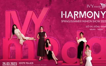 IVY moda nhuộm hồng sàn catwalk Xuân Hè 2023 với tuyên ngôn tính nữ đầy táo bạo