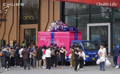 Chubb Life khuấy đảo Hà Nội, TP.HCM với hộp quà ''khổng lồ'' gây thương nhớ nhân ngày Sức khoẻ Thế giới