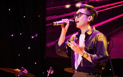 Nam sinh ĐH FPT: Học công nghệ, theo đuổi dòng nhạc bolero và đạt nhiều thành tích ấn tượng