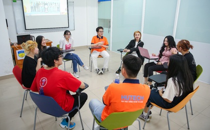 Sinh viên Quan hệ công chúng HUTECH: Học người trong nghề để giỏi nghề