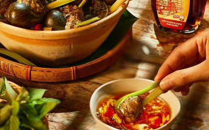 Buổi ra mắt bất ổn và cái kết như mơ của cô gái vụng về nhờ món ốc luộc học tủ của bà ngoại