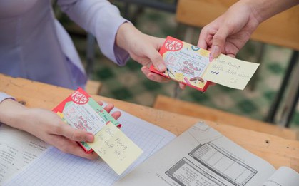 Lùng sục ngay bộ sưu tập lời chúc cho 6 môn thi THPT trong KitKat, trải nghiệm cực chất với công nghệ Hologram độc, lạ!