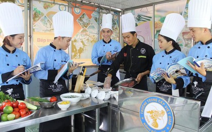 Tuyển sinh lớp 10, vì sao học phí trường Trung cấp Việt Giao nằm trong top trường học phí tốt nhất?