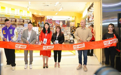 Khai trương cửa hàng chính hãng đầu tiên tại Việt Nam, POP MART thu hút đông đảo người hâm mộ đến tham dự