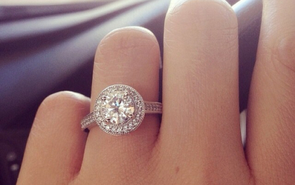 Em không muốn đeo chiếc nhẫn của người khác… 