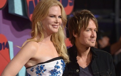 Nicole Kidman và Keith "khóa môi" thắm thiết sau tin đồn ly hôn