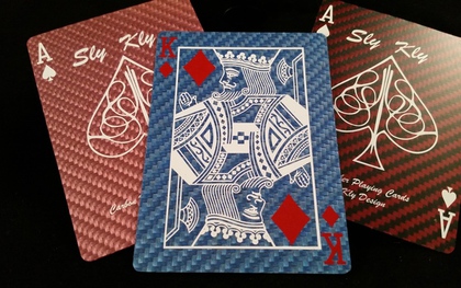 Kevlar Playing Cards: Bộ bài tây siêu bền dành cho dân chơi "phá hoại"
