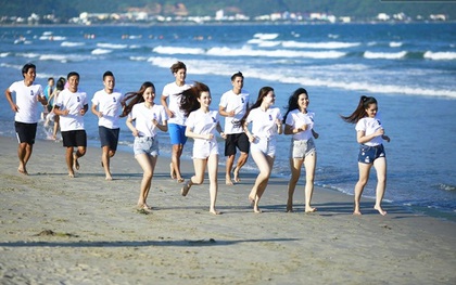 Hơn 5.000 đôi chân trần sẽ thi chạy trên bãi biển hấp dẫn nhất hành tinh