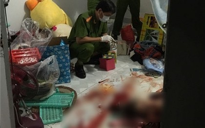 Đến chơi, bàng hoàng phát hiện vợ chồng bạn gục trên vũng máu