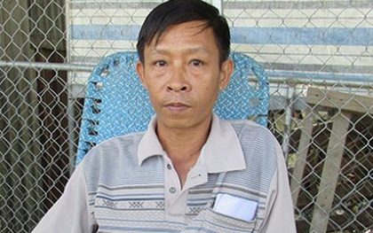 Bảo vệ dân phố còng tay học sinh lớp 7