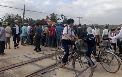 Bị tàu hỏa kéo lê gần 15 mét, người đàn ông tử vong tại chỗ