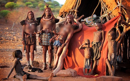 Chùm ảnh: Nét văn hóa có một không hai của bộ lạc kỳ lạ ở Namibia