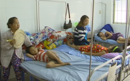 Ăn ốc bươu vàng tái chanh, 4 em nhỏ bị viêm màng não
