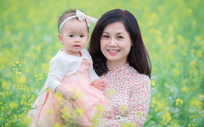 Không thể tin được người phụ nữ xinh đẹp này đã là bà nội tuổi 51!