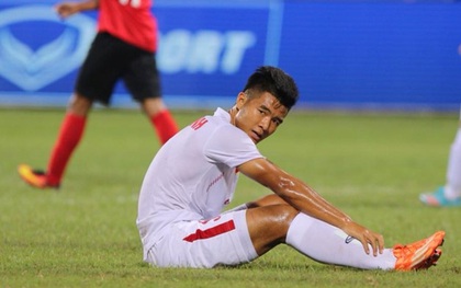 Phúng phí hàng chục cơ hội ăn bàn, U19 Việt Nam hòa thất vọng U19 Singapore