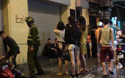 Hà Nội: Sự thật tin đồn đâm chém kinh hoàng khiến 50 người thiệt mạng trong quán bar ở Tạ Hiện