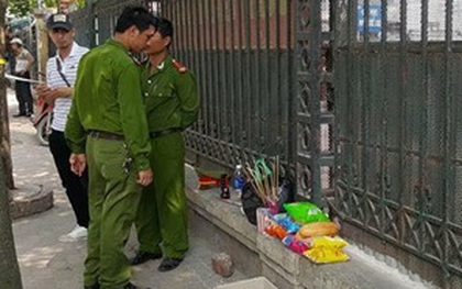 Hà Nội: Phát hiện thi thể thai nhi mới sinh trong túi bóng trước cổng bến xe