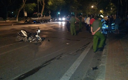 Tai nạn kinh hoàng trên quốc lộ giữa khuya, 4 thanh niên thương vong
