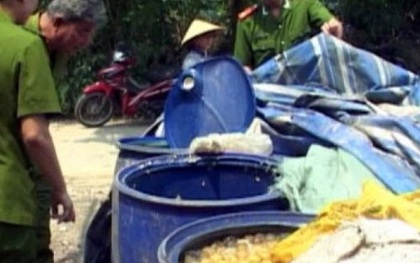 Hàng tấn măng bẩn, cả tạ chanh thối suýt tuồn ra thị trường