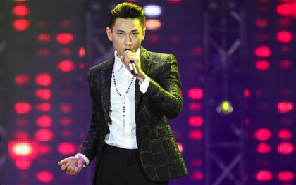 Nam ca sĩ Isaac "bùng cháy" tại đêm chung kết MMC 2016