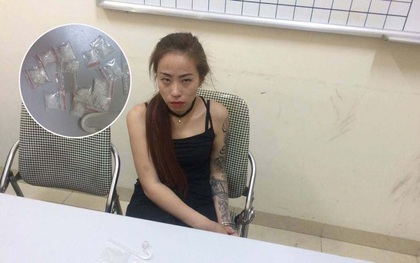 Hà Nội: Cô gái 9X xăm kín tay giấu hàng chục gói ma túy trong áo ngực