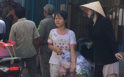 TP. HCM: Cháy lớn thiêu rụi tài sản trong nhà, bé gái 12 tuổi hoảng loạn, người thân òa khóc