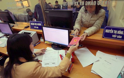 Người Sài Gòn được đăng kí ô tô, mô tô tại nhà thông qua mạng Internet