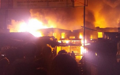 Hà Tĩnh: Cháy chợ trong đêm, gần 1.000 tiểu thương trở tay không kịp
