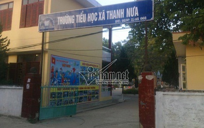 Cả trường không được học ngoại ngữ cả học kỳ vì cô giáo nghỉ sinh
