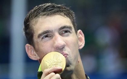 Michael Phelps chia tay đường đua xanh sau thất bại trước thần đồng bơi lội Singapore