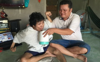 Anh chị "đưa đứa em tật nguyền ra tòa" nộp đơn kháng cáo