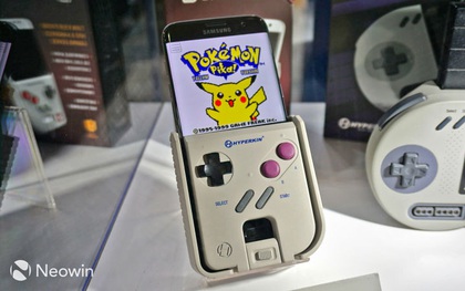 Đã có phụ kiện giúp chơi Pokemon trên điện thoại như thời Gameboy