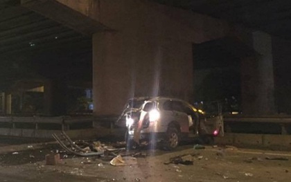 Hà Nội: Lao ô tô từ trên cầu Thanh Trì xuống đất, người đàn ông tử vong