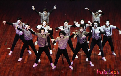Xem lại những màn nhảy cực kỳ hoành tráng và công phu của Hotsteps 2016