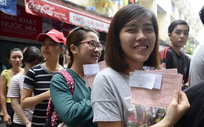 Hơn 1.500 cử tri sinh viên đi bầu cử ở ký túc xá