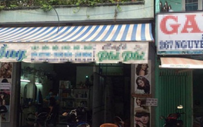 TP HCM: Tài xế taxi đâm hai mẹ con bạn gục trước cửa nhà