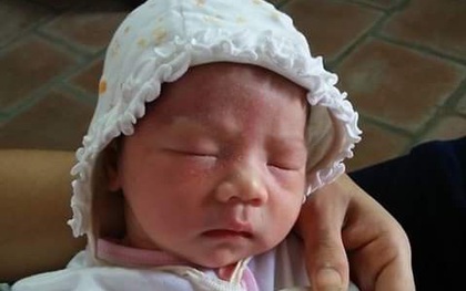 Hà Nội: Phát hiện bé gái sơ sinh bỏ rơi trước cổng chùa cùng 835.000 đồng