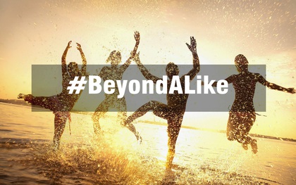 Đừng like, hãy comment - Thử thách #BeyondALike này sẽ giúp dẹp bớt bạn ảo!